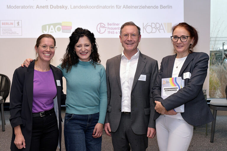 Dokumentation & Präsentationen zur Fachveranstaltung „Unverzichtbar im Beruf, stark im Alltag – die alleinerziehende Fachkraft“